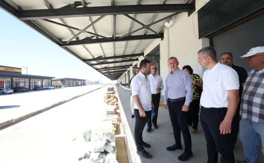 Başkan Büyükakın,o binayı inceledi