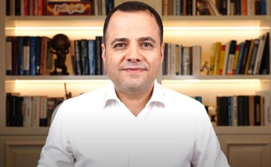 Özgür Demirtaş faiz indirimi için tarih verdi