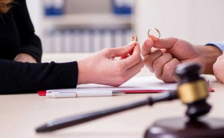 Ağız veya vücut kokusu boşanma nedeni midir?
