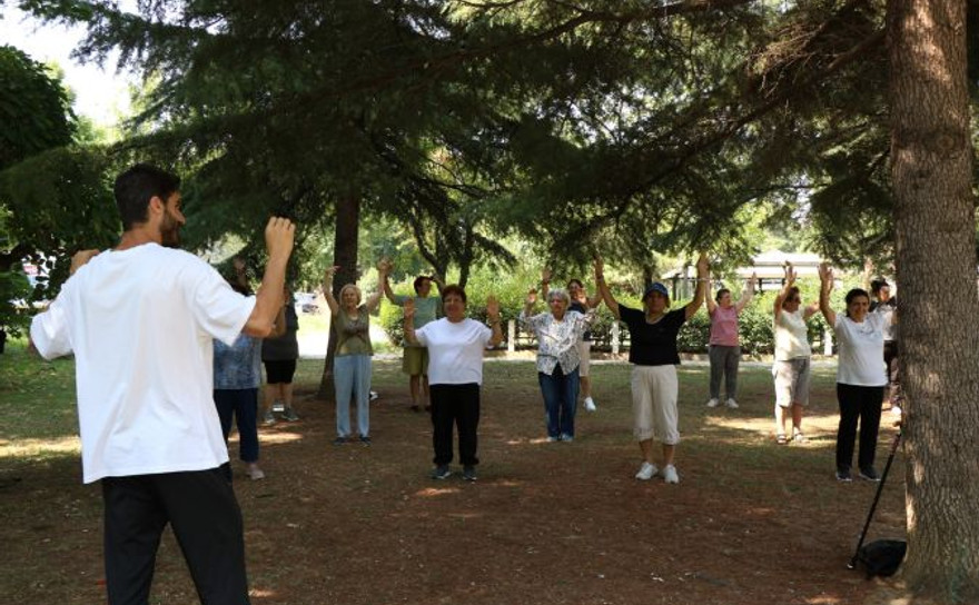 65 yaş üzeri için "Hayatın İçindeyim Projesi"