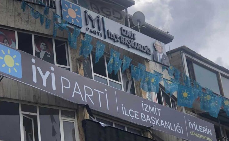 İYİ Parti İzmit’te yönetim tamam