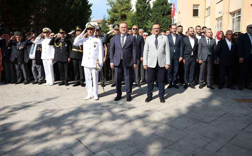 Derince'de Zafer Bayramı coşkuyla kutlandı