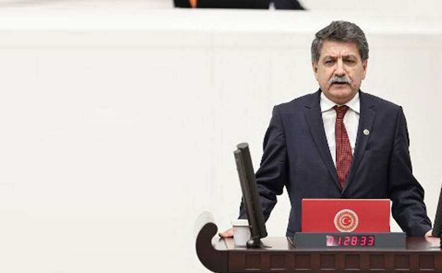 Kanko'dan tarikat ve cemaat vurgulu 30 Ağustos mesajı