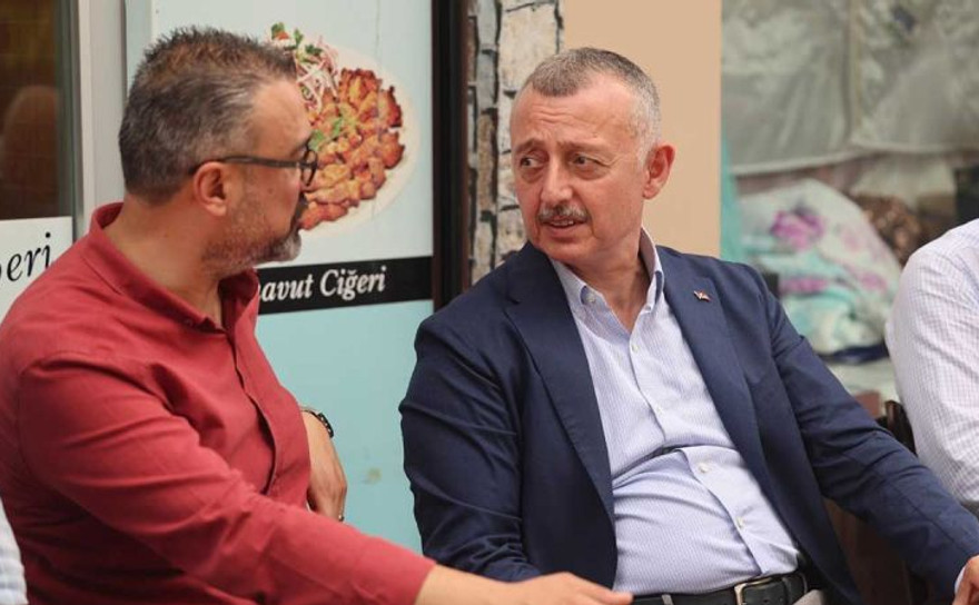 Büyükakın Gebze’de esnaf gezdi “Hizmet üreteceğiz diye söz verdik”
