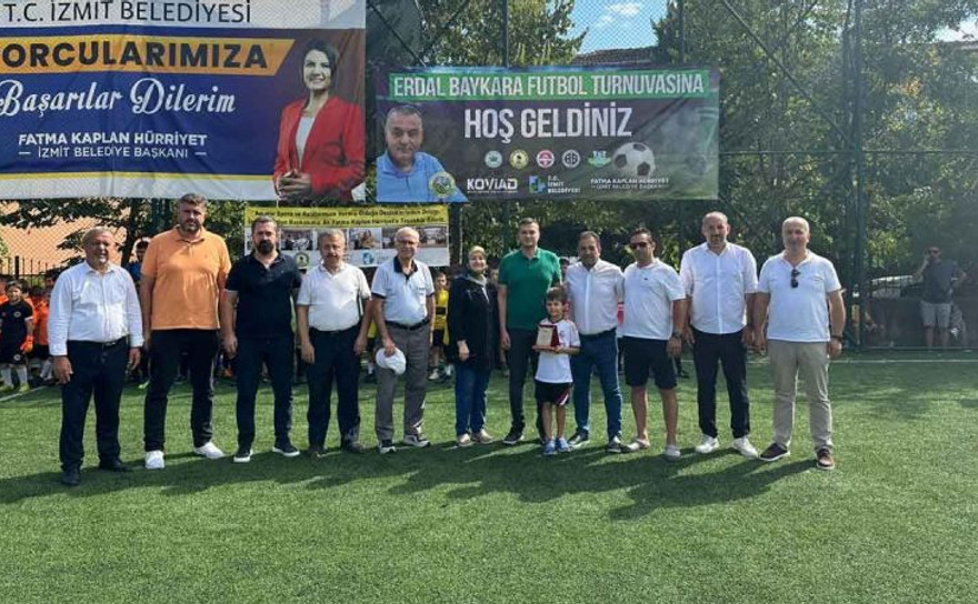Baykara adına futbol turnuvası düzenlendi