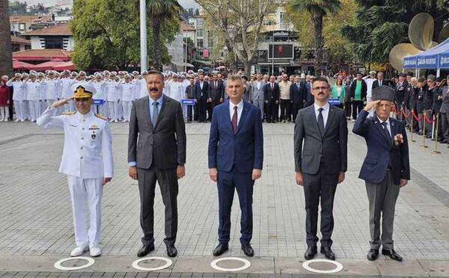 Gölcük'te Gaziler Günü'ne özel tören