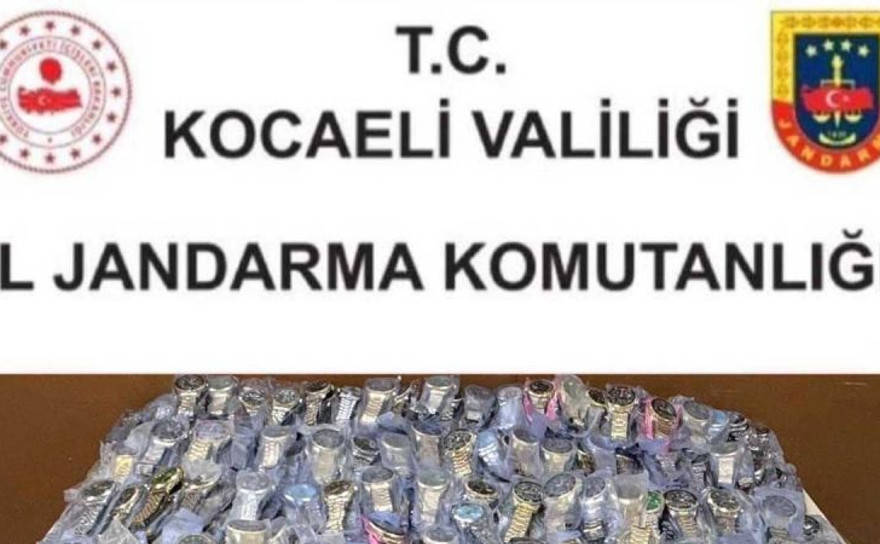 Kartepe'de 3 milyonluk kaçak ürünler ele geçirildi!