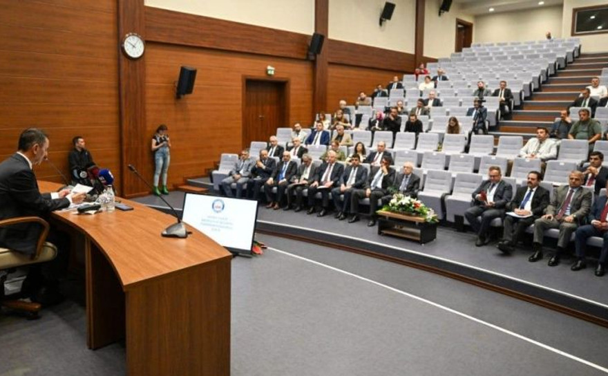 Vali Aktaş: Bağımlılıkla mücadele ederken tüm kurumlar iş birliği içinde olmalı