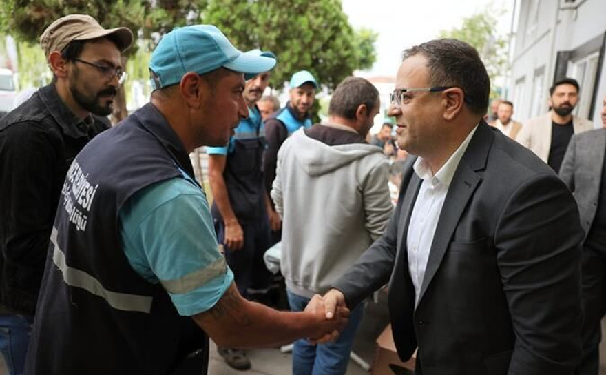 Başkan Gökçe, Güne Emekçilerle Başladı