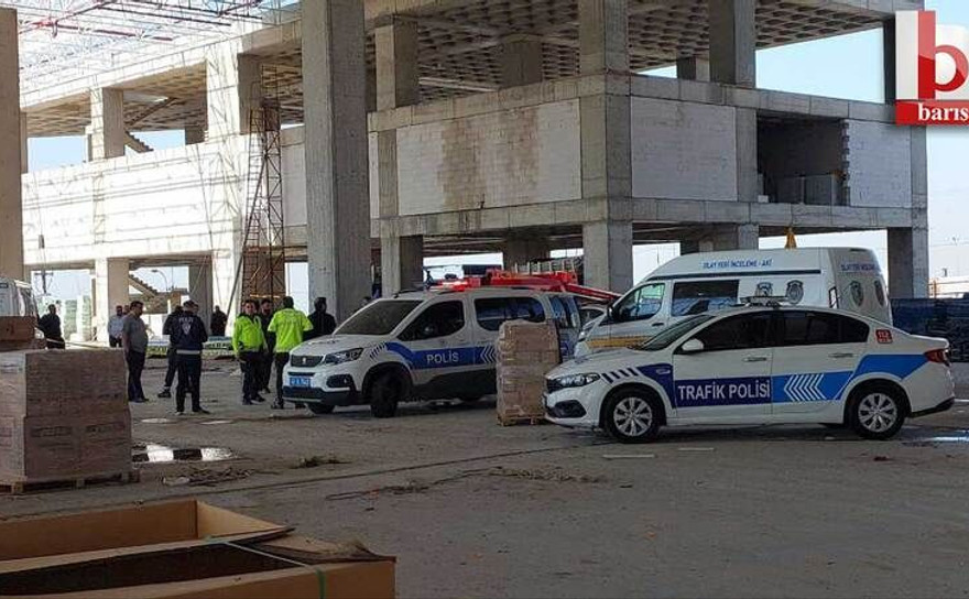 Kocaeli'de depo çatısından düşen işçi feci şekilde can verdi