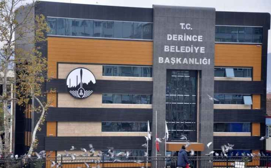 Derince Belediyesi'nden ücretsiz tiyatro gösterisi
