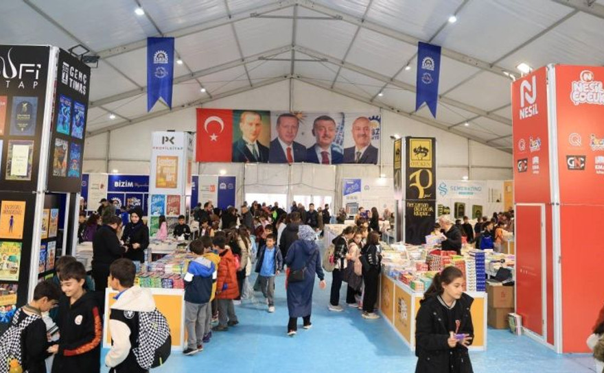 Gebze Kitap Fuarı kapılarını açtı