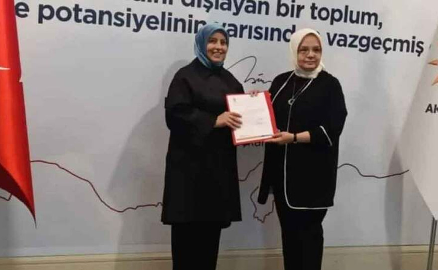 AKP Darıca'da kadın başkan değişti