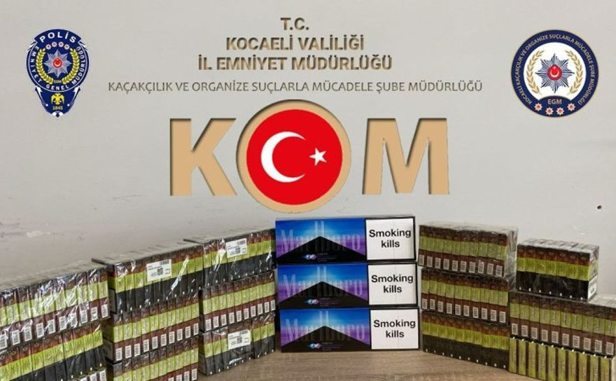 İzmit’te durdurulan araçta kaçak tütün, sigara ve puro ele geçirildi