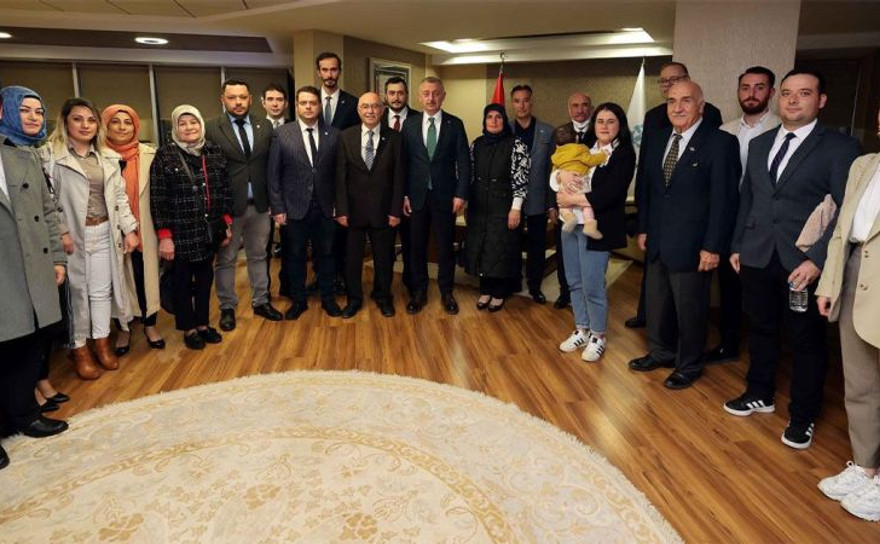DSP’den AKP’li Büyükşehir'e ziyaret