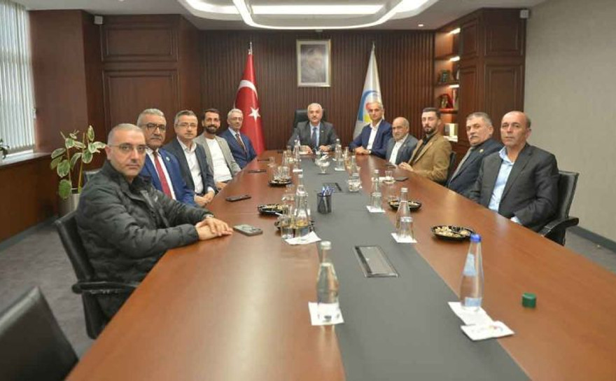Dilovası’ndaki gençlerin istihdam sorunu masaya yatırıldı
