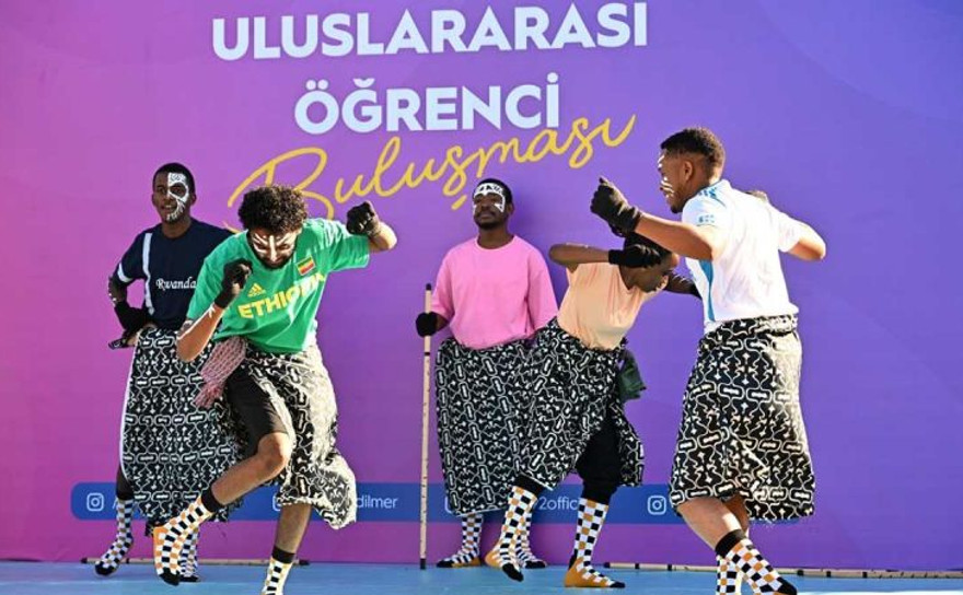 Uluslararası Öğrenci Buluşması renkli görüntülere sahne oldu