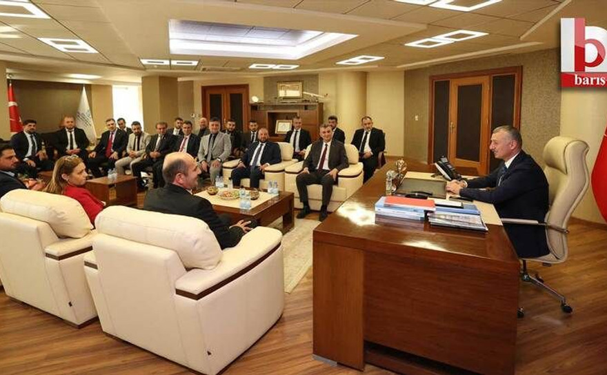 Büyükakın, iki ilçenin teşkilatını ağırladı