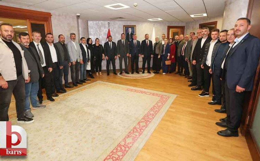 Büyükakın AKP’lileri makamında ağırladı