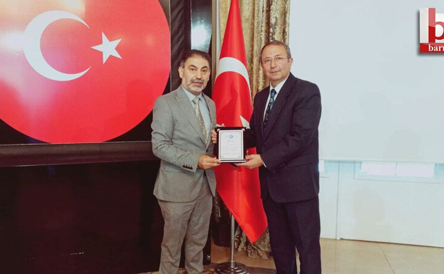 Başkent’te Gazeteci Mustafa Eranıl’a ‘Türkiye İyilik Ödülü’ verildi