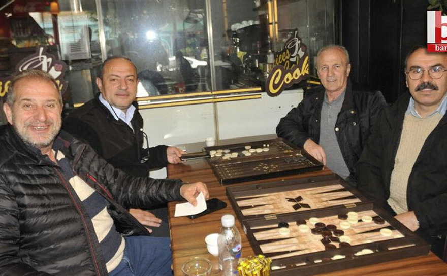 Kandıralılar tavla turnuvasında şampiyon Odabaş oldu