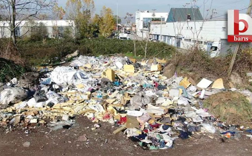 Kocaeli'de şehrin göbeğinde rezil görüntü!