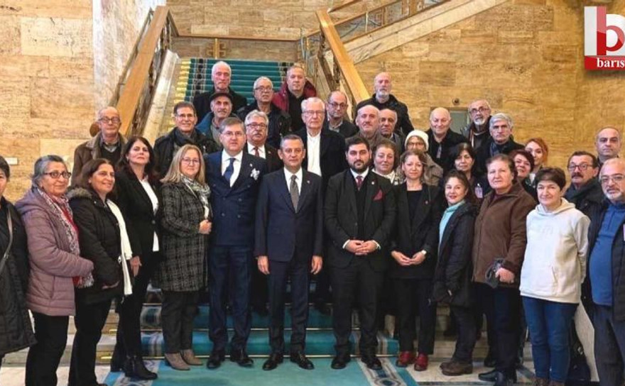 CHP Başiskele’den emekli öğretmenlerle Ankara çıkarması