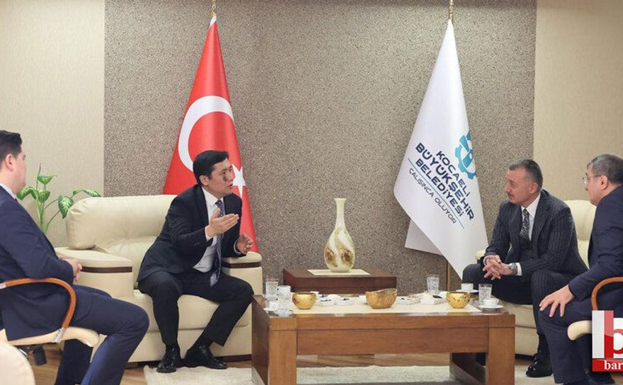 Tahir Büyükakın,Özbekistan Cumhuriyeti İstanbul Başkonsolosunu konuk etti