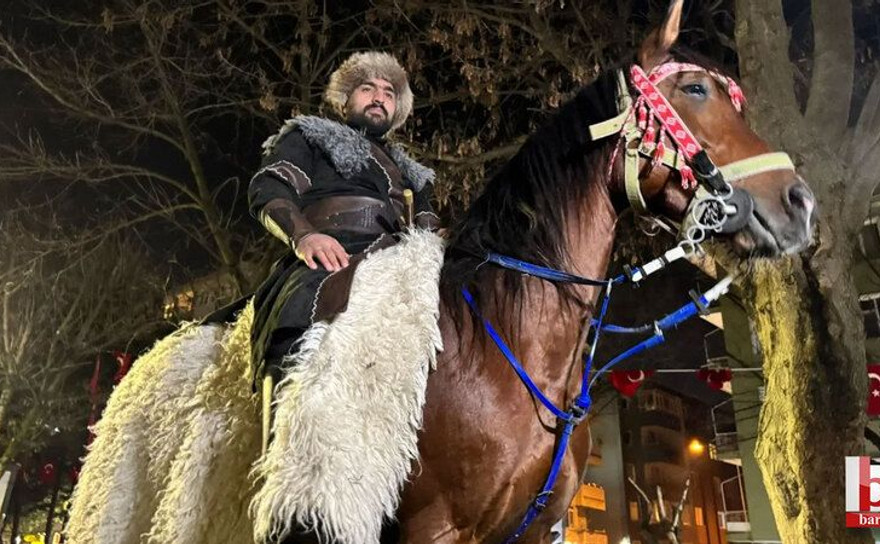 Kocaeli'de vatandaş yeni yıl kutlamalarına atıyla geldi