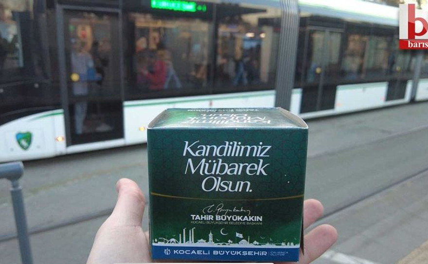Büyükşehir, Regaib Kandil’inde 4 bin 600 kandil simidi dağıttı