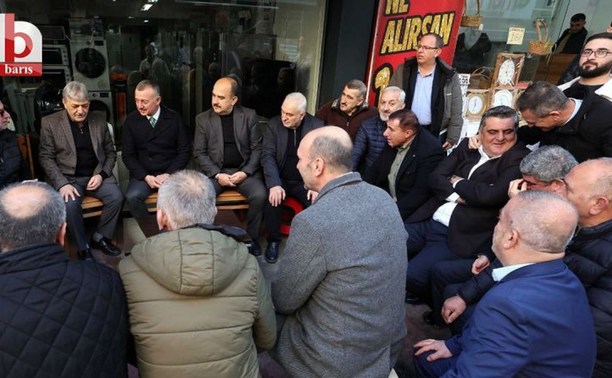 Büyükakın İzmit esnaflıyla buluştu