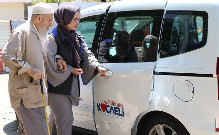 65 yaş üstü vatandaşlar için geliştirilen projeler 3 bin kişiye 7 bin kez hizmet verdi