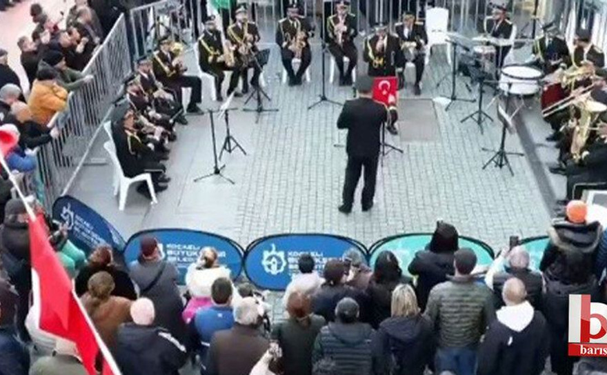 Büyükşehir Belediyesi Bando Takımından konser