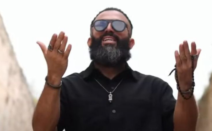 Survivor Turabi’nin klibini izleyenler neye uğradığını şaşırdı! Artı 18 sözlere tepki yağdı