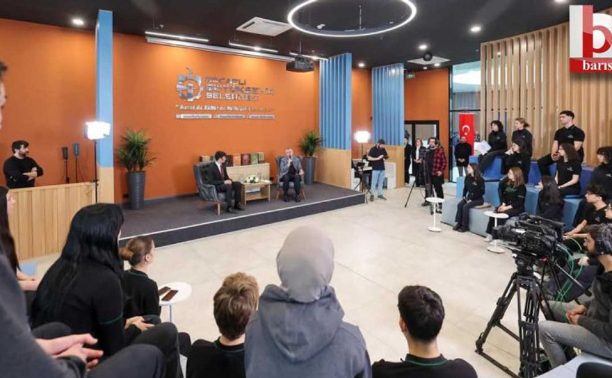 Büyükşehir’den gençlere yönelik yeni bir mekan: Sanat kafe faaliyete girdi
