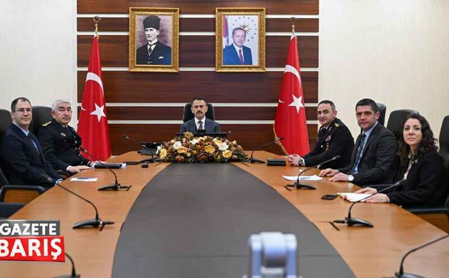 Vali Aktaş bakanlarla toplantıya katıldı