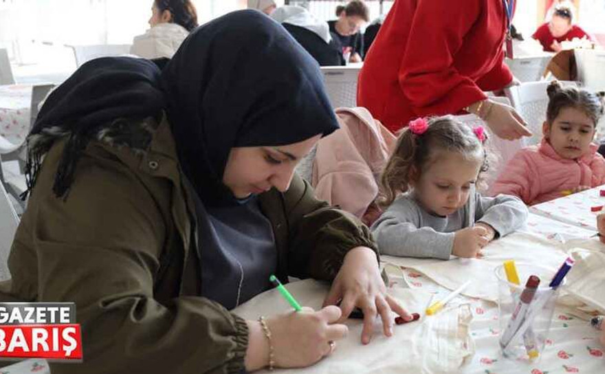 Kocaeli’deki el sanatları atölyesi’nde çok eğleniyorlar