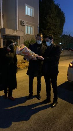 AKP’li Gençler çocukları güldürdü