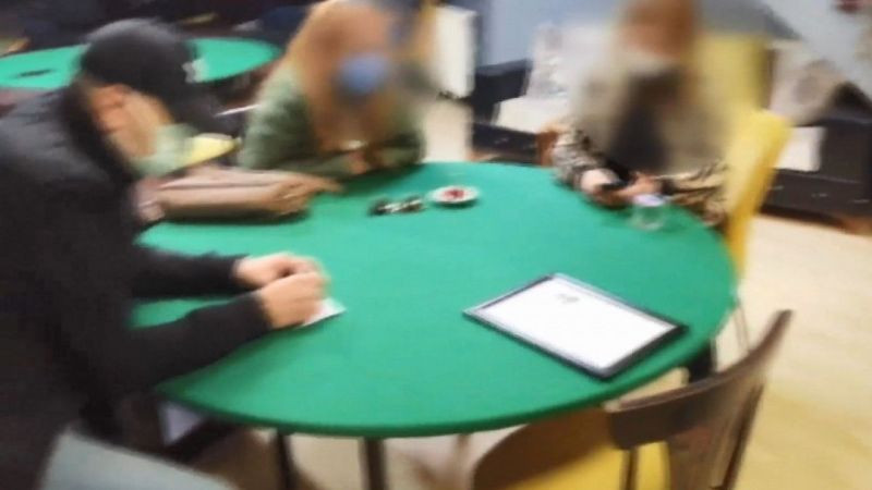 İzmit'te 13 kişiye suçüstü kumar baskını