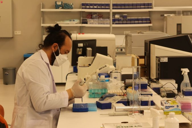 Korona virüsle mücadelede Güney Afrika mutantı endişesi