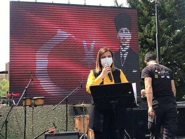 Bu dergiyle tarihe not düşecekler!