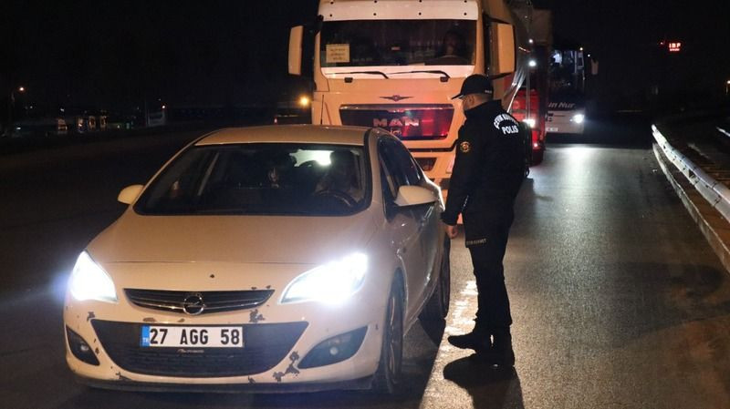 Denetimler yoğunlaştırıldı, ihlal yapan vatandaşlar cezadan kurtulamadı