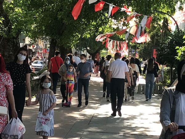 Normalleşme öncesi İzmit’te korkunç manzara!