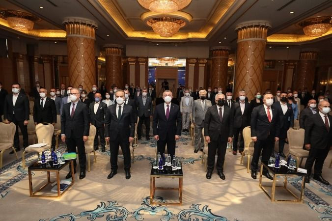 Büyükakın ikinci kez başkan seçildi!