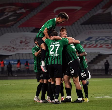 Efsane Kocaelispor geri dönüyor