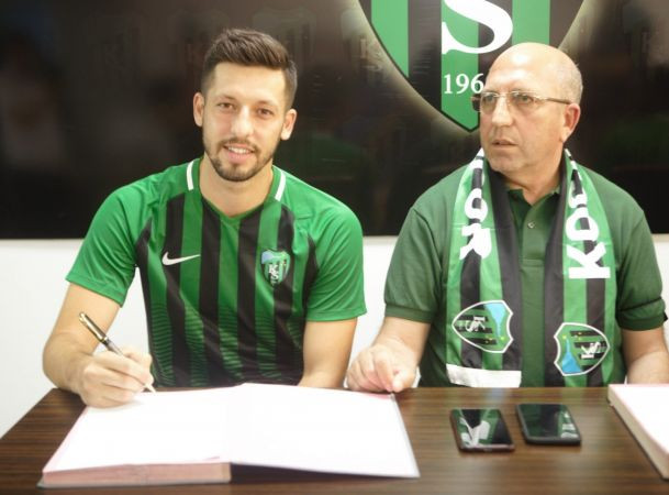 Kocaelispor, Yayıkcı ve Cisse ile sözleşme imzaladı