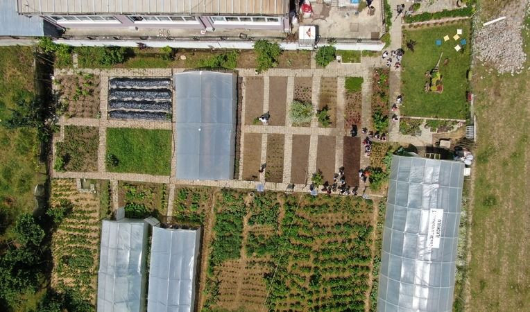 Daha önce hiç böyle bir köy okulu görmediniz