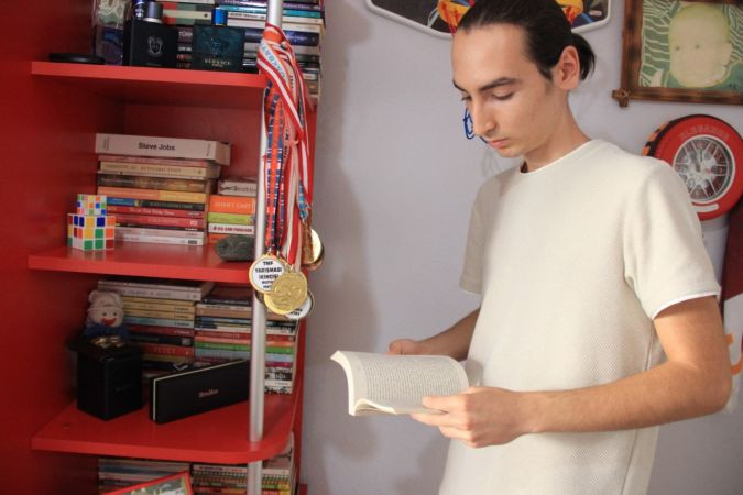 5 yıldır lösemi tedavisi görüyordu iki zaferi birden kazandı