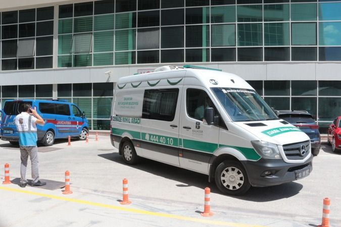 Kazada can verenleri teşhis için gelen yakınları fenalık geçirdi