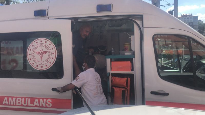Konuşmaya geldiler, yine kavga ettiler: 1 yaralı
